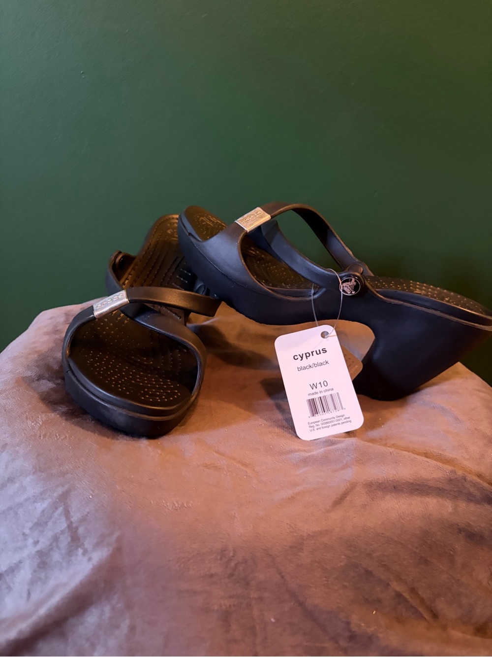 CROCS Cyprus Black Wedge Sandals